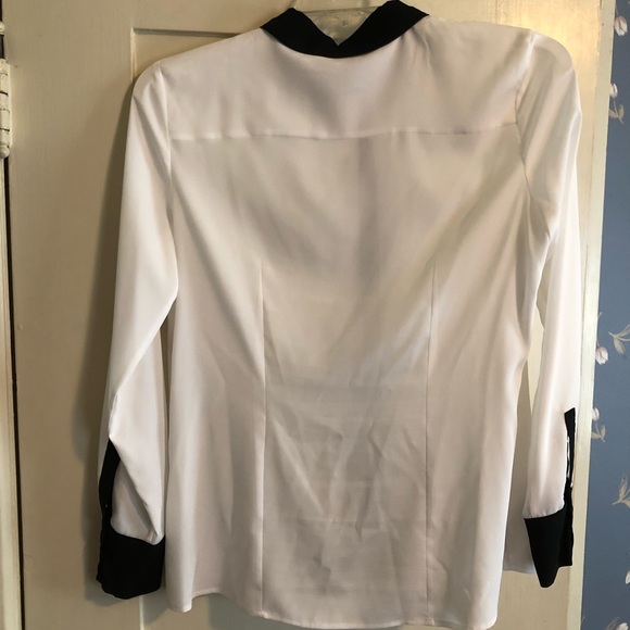Calvin Klein Black and White blouse - Picture 3 of 7